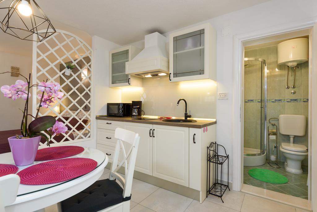 Appartamento Studio Tironi 2 -Sonja Traù Esterno foto