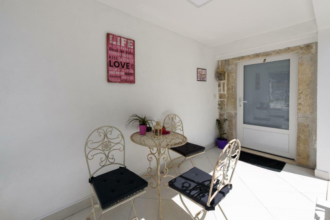 Appartamento Studio Tironi 2 -Sonja Traù Esterno foto